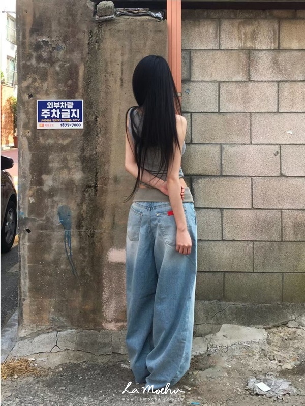 腰頭拼接反摺抽繩牛仔褲